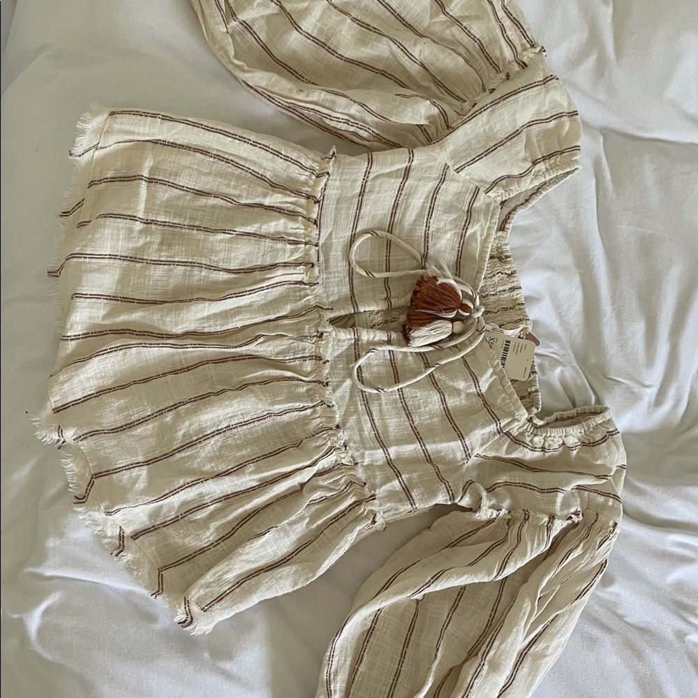 Linen balloon sleeve free people top